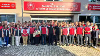 Gökçeada'da üzüm hasadına önemli katılım: Tarım ve Orman Bakan Yardımcısı da oradaydı