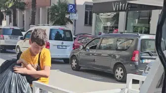 Ömer’in geri dönüşüm projesi Emre için umut ışığı oluyor