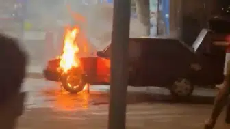 Gaziantep’te park halindeki otomobilde büyük yangın paniği