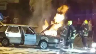 Mersin'de hareket halindeki otomobilde yangın paniği