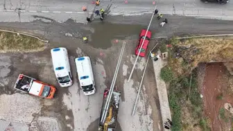 Kırıkkale'de vinç kazası: Aydınlatma direği Tofaş otomobilin üzerine düştü