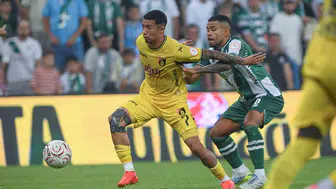 Bursaspor, İstanbulspor'u farklı geçti: 4-0'lık net galibiyet