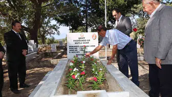 Karacasu'da şehit Akar mezarı başında anıldı