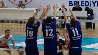 Dursun Ali Arslan Anma Voleybol Turnuvası'nın ikinci günü sona erdi