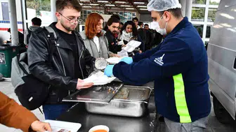 İzmir Büyükşehir Belediyesi, 2026-2027 eğitim döneminde beslenme desteği sunacak