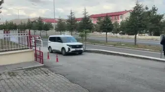 Sivas’ta 3 saatte 11 iş yerine giren hırsızlar tutuklandı