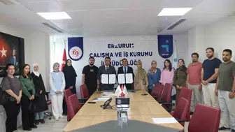 Erzurum'da genç eczacılar için mesleki eğitim kursu başlatıldı