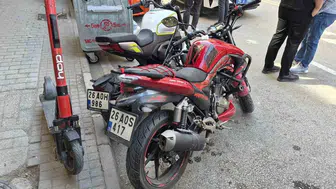 Otomobil sürücüsünü yumruklayan motosikletliye 180 bin TL ceza