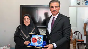 Vali Baruş, şehit ailesine ve gazilere moral ziyaretinde bulundu
