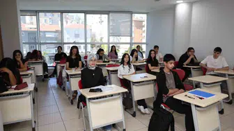 Ata Akademi, 2026 YKS'de öğrencilerine yüzde 70,2 başarı sağladı