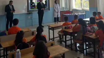 Akyaka’da yeni eğitim yılı ilk ders zilinin çalmasıyla başladı