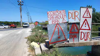 Adana'da kazaların önüne geçmek için vatandaşların kendi çözümü