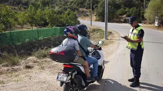 Bilecik jandarmasından motosiklet sürücülerine ekipman uyarısı