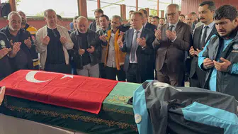 Organ nakli aracında hayatını kaybeden hemşire son yolculuğuna uğurlandı