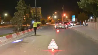 Ağrı’da gerçekleştirilen denetimlerde 34 aranan kişi yakalandı ve 861 bin lira ceza kesildi