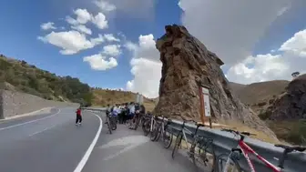 Bisikletle tarihi mirasa sahip çıkma: Bitlis’te Deliklitaş için pedal çevrildi