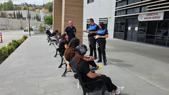Bilecik'te kadınlara KADES ile güvenlik konuları anlatıldı