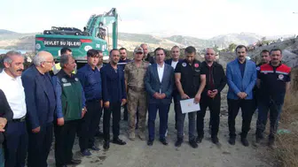 Van Gölü dip çamuru temizliği çalışmaları devam ediyor
