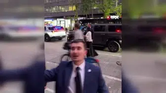 Arnavutluk Başbakanı Rama, New York'ta yumurtalı protestoya maruz kaldı