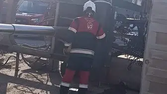 Kırıkhan'da hafriyat kamyonu devrildi: Sürücü yaralandı