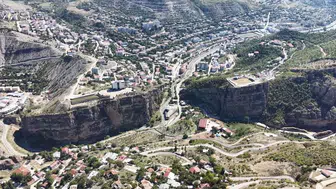 Artvin'de boğa güreşlerinin renkli finali: 250 metre yükseklikteki arenada büyük ilgi