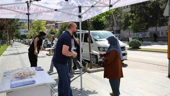 Bayburt'ta sağlık haftasında aşı bilgilendirmesi yapıldı