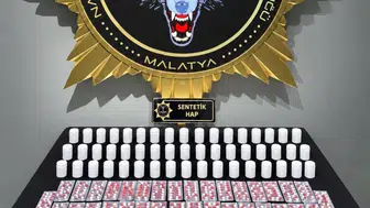 Malatya'da sokak satıcılarına operasyon: 3 bin 601 sentetik ecza ele geçirildi
