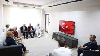 Çanakkale Valisi Toraman, gazilere şükran ziyareti gerçekleştirdi