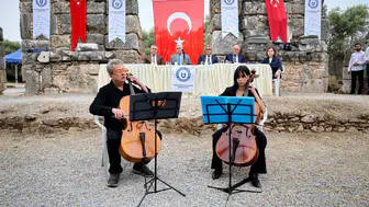 Adnan menderes üniversitesi senato toplantısı nysa antik kentinde düzenlendi