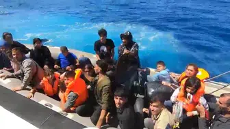 Didim açıklarında düzensiz göçmen operasyonu: 21 yakalandı