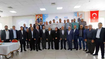 Başkan Büyükkılıç, üç ilçede muhtarların taleplerini dinledi