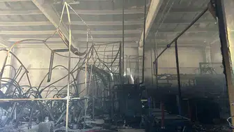 Uşak'taki yalıtım fabrikasında yangın kontrol altına alındı