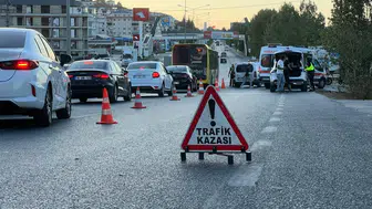 Bursa'da motosiklet kazası: Genç sürücü hastaneye kaldırıldı