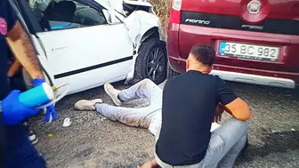 İzmir'de dönüş kazasında 8 kişi yaralandı