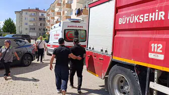 İnegöl'de mutfak yangını paniği: 4 kişi dumandan etkilendi