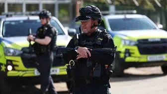 İngiltere'de RAF Fairford Hava Üssü yakınındaki operasyonda 5 kişi serbest bırakıldı