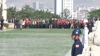 Yargıtay heyeti adli yıl açılışı için Anıtkabir'i ziyaret etti