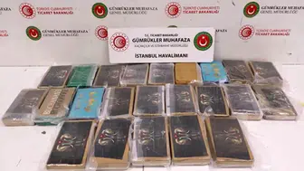 İstanbul havalimanında uyuşturucu operasyonu: Pilot kıyafetiyle kaçmaya çalıştı
