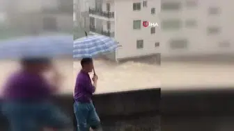 Fujian'daki sel felaketi sonrası üç katlı bina çöktü
