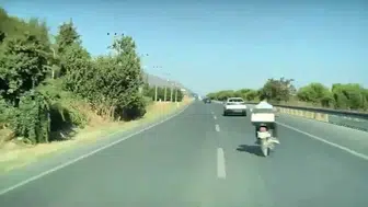 Refleks sayesinde kazadan kıl payı kurtuldu: Motosiklet aniden yolda belirdi