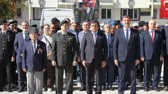 Kula'da gaziler günü kutlaması: Anma programında duygusal anlar yaşandı