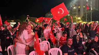 Çorum'da A Milli Kadın Voleybol Takımı'nın Avrupa zaferi büyük bir coşkuyla kutlandı