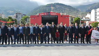 Manisa’da 2026-2027 eğitim öğretim yılı coşkuyla başladı
