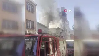 Beyoğlu’ndaki 2 katlı iş yerinde çıkan yangın paniğe neden oldu