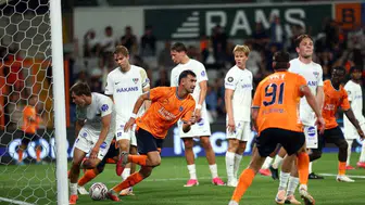 Başakşehir, Galatasaray karşısında galibiyet arayışında