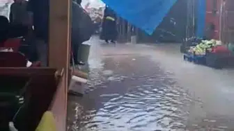 Sinop'un Ayancık ilçesinde etkili sağanak yağış yaşamı olumsuz etkiledi