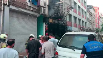 Bakırköy'deki otelde korkutan yangın: Ekipler seferber oldu
