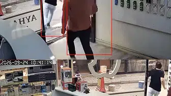 Şanlıurfa'da meydana gelen deprem anı güvenlik kameralarına yansıdı