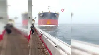 Singapur açıklarında yük gemisi, Çin balıkçı gemisiyle çarpıştı