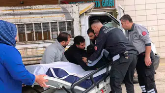 İnegöl'de kamyonetten düşen genç hastaneye kaldırıldı